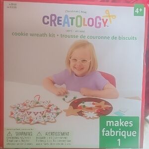 Creatology NWT Cookie Wreath Kit -KIDS